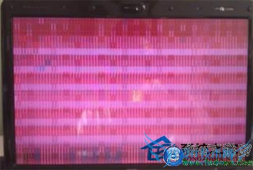 WinXP开机显示粉红色是怎么回事?