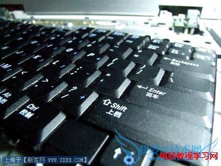教您如何清理笔记本键盘 三联