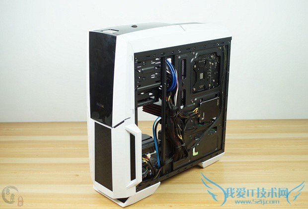 台式电脑机箱