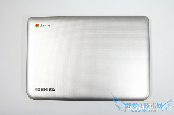 东芝Chromebook上手:重量仅870g便于携带
