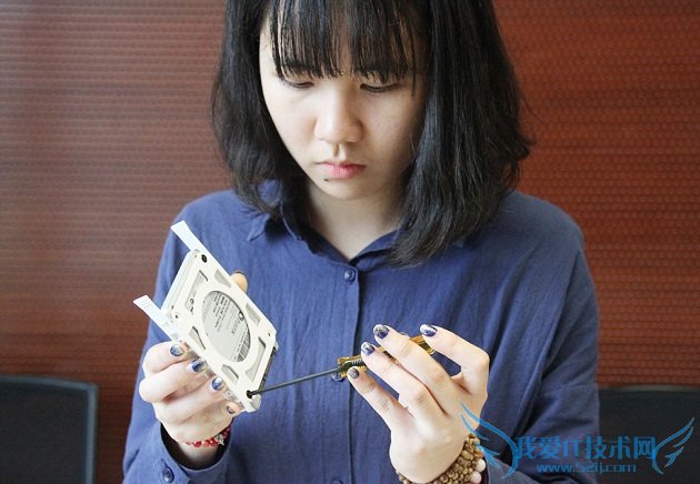 固态硬盘安装图解