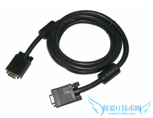 怎么让两台投影仪同时播放一个画面