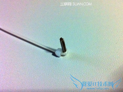 苹果笔记本不合盖状态下外接显示器时关闭自带屏幕的方法 三联