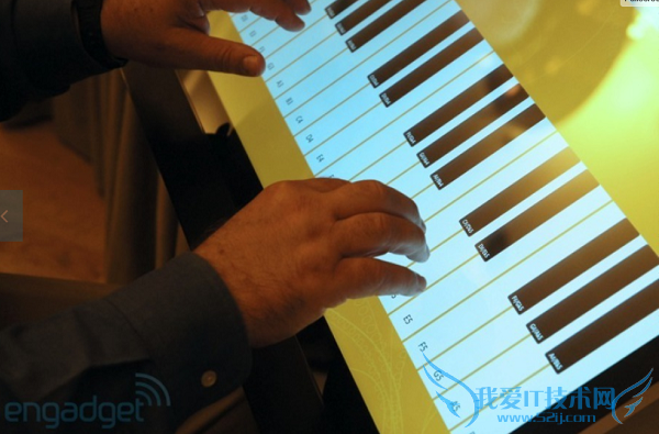 HP 27英寸变形触控一体机上手 Win8影响体验