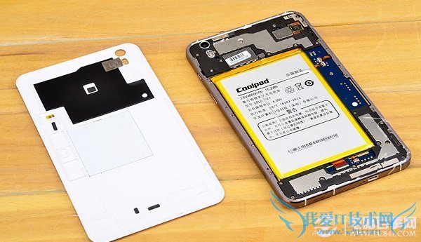酷派大神拆解后壳后内部外观图片