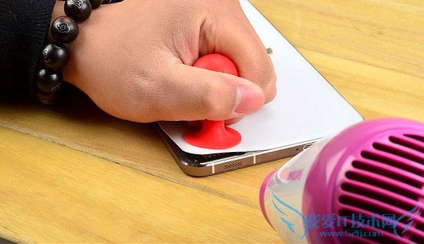 酷派大神后壳拆机图解