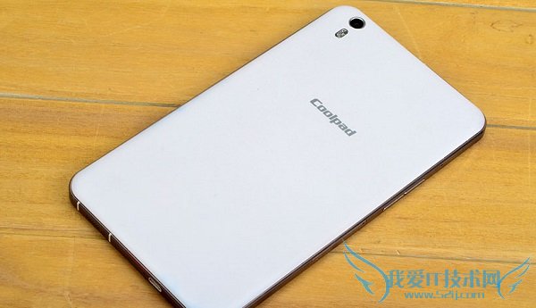 酷派大神一体机身设计