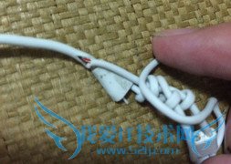 耳机脱胶里面的线漏出来会触电吗? 三联