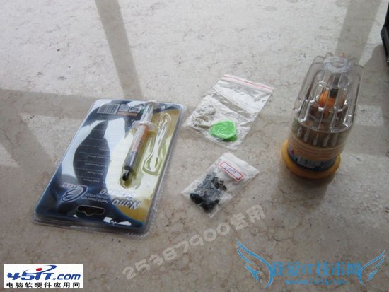 ThinkPad T420拆机清灰及换硅脂教程 三联