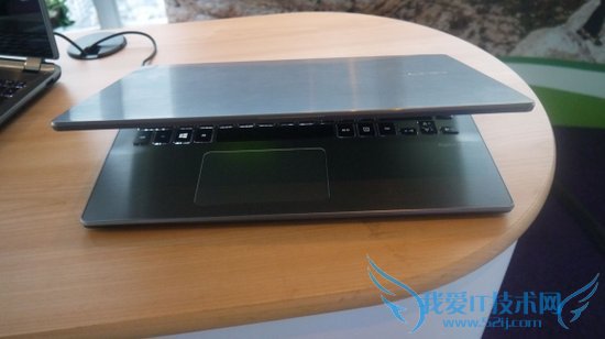 Haswell±곞Aspire V7 ȫIPSЧ