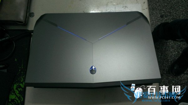 游戏霸主 国行新alienware15开箱4