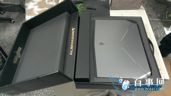 游戏霸主 国行新alienware15开箱3