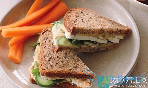 ���򲡻��ߵĸ�����7��ʳ������ܿ��ǣ�(7)