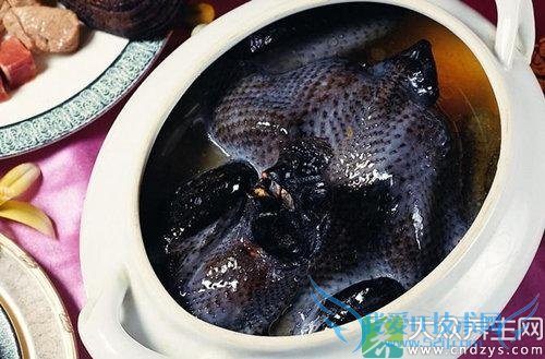 �ڼ�����ô�ǰ�ɫ����