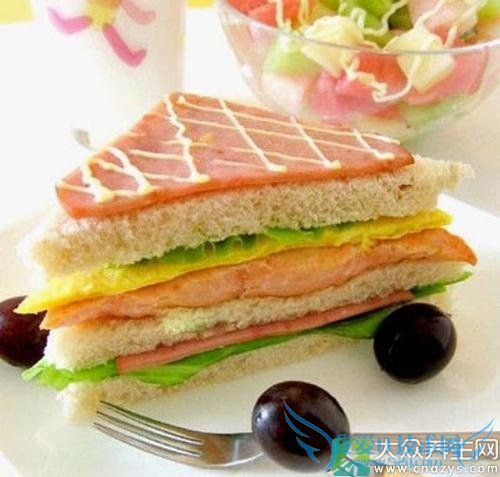 ��������Щʳ������θ���أ�