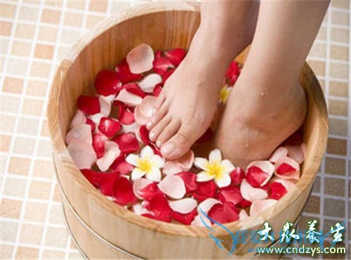 Ů������֮�״��ݽ�ȥƣ��(5)