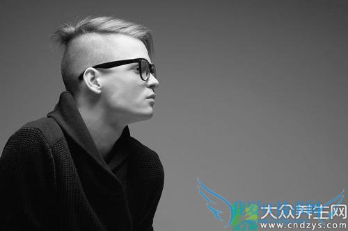 ����������˥�˵��ߴ���(4)