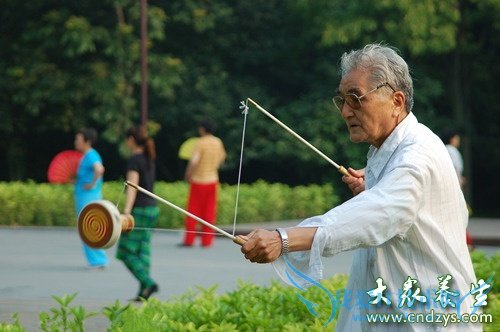 ������ǿ������ʮ�ؾ� ����5���ӱ���ԡ�߳���(1)