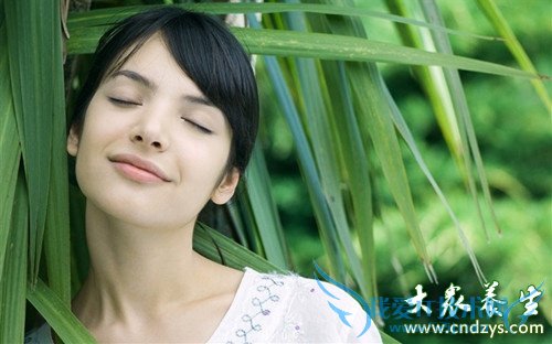 �Ŵ������Ů�Բ���(1)