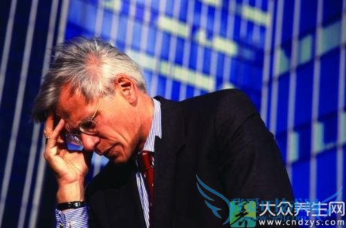 Ѫ����ͷʹ��ô�� 