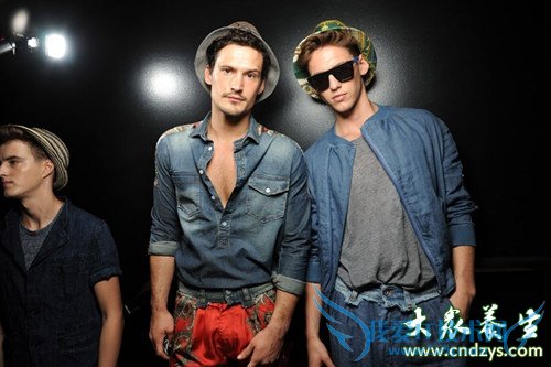 �������Խ����ġ�������Ӳ��  (1)