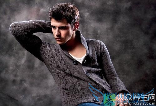 ���˴�����4���� Ů�˾���֪��(1)