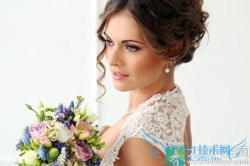 ������� Ů�˸�ʲô�������(2)