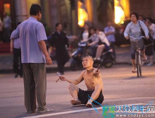 ���Ծ��񼲲���ע������