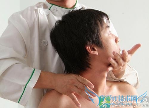 ��׵���İ�Ħ