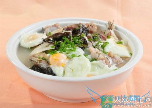 �������Գ���ͷ��