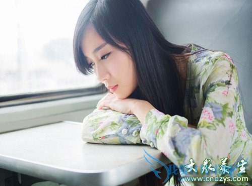 Ů��Ӧ�����Ը�����������(5)