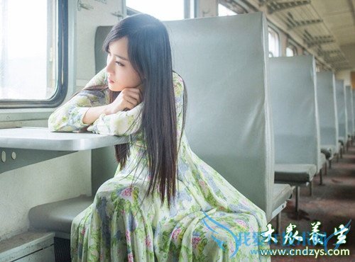 Ů��Ӧ�����Ը�����������(6)