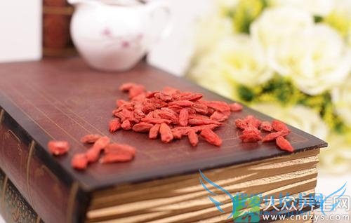 �������ܳ������