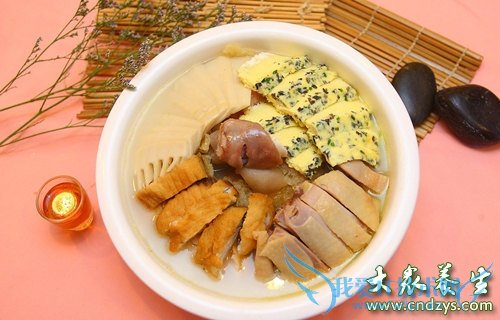 ��Ѫѹ�ܳԵ�����