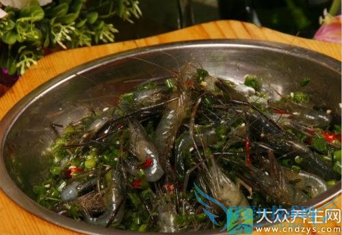 ��Ѫѹ�ܳԺ�Ϻ��