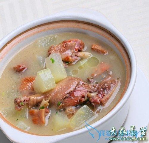 Ů���¾��ڳ�ʲô��