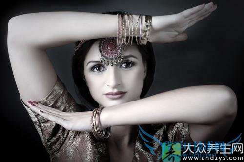 ����Ů�Ե��׿ɲ�����ϴͷ(2)