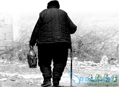 �����������ϰ���ƶѪ��֢״ 