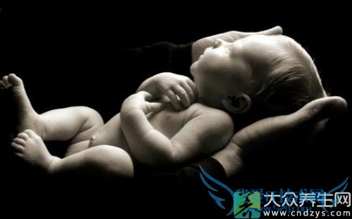 Ӥ��ʳ��������ô��