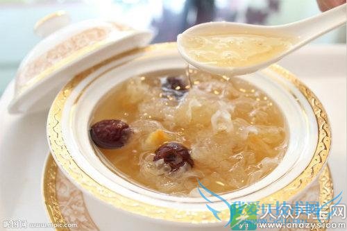 Ů��������ʳ��