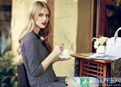 �¾��Ƴ����ٵ�ԭ��