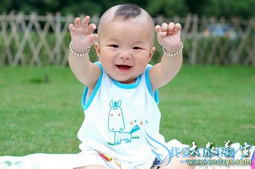 ����3��ǰ����ĸ�м���8����(3)