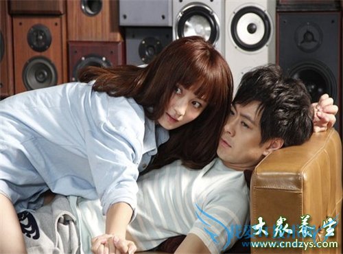 Ů������ж��Լ��Ƿ����䵭(1)