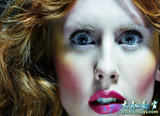      Ů����һ���ٵ���ɫ�ܿ�����(2)