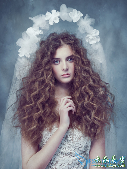      Ů����һ���ٵ���ɫ�ܿ�����(5)