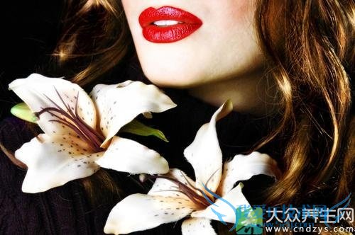 �ߴ�Ԫ����Ů�Գ�ƣ�벻��(4)