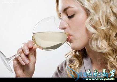 �¾�������һ���Ǹ��Ʋ�(4)