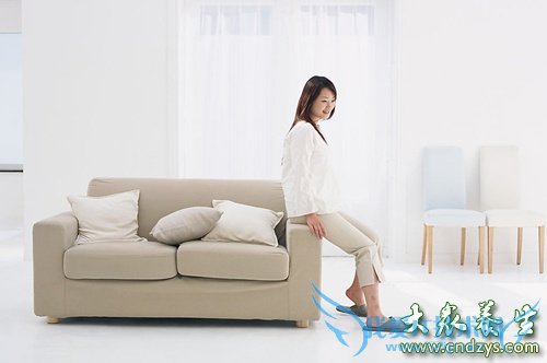 Ů��С��8��ͻ����������ʹ(1)