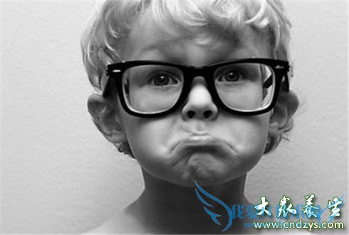 ֬���λ��ߵ��ߴ�֢״(6)