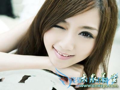 ������һ���ɰ���Ů��(1)